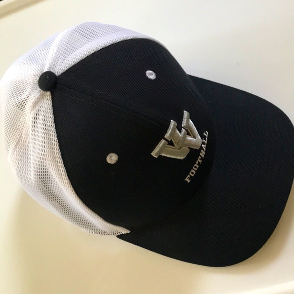 Nike Other - NWOT Nike Classic 99 Dri fit Football Hat(Unisex)